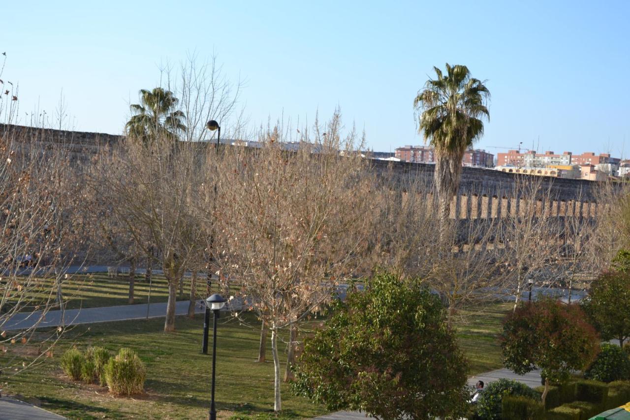 Apartamento Acueducto, Tres Dormitorios Y Parking Gratis Мерида Экстерьер фото